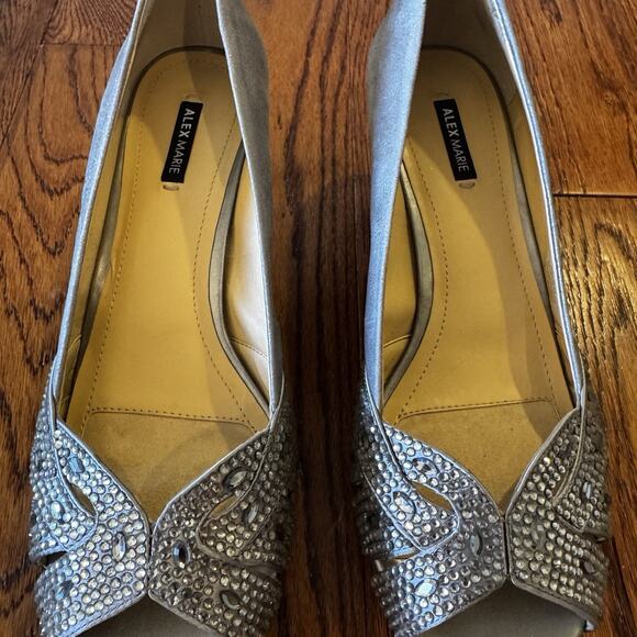 ALEX MARIE Symone Women's Shoes 8.5 Silver Gray Ceylon Embellished Pumps Fromal - Picture 5 of 16